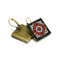 Вишиті сережки "Чаяна"