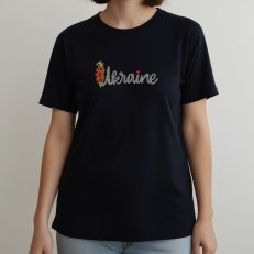 Жіночі футболки