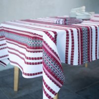 Комплект столовий вишитий український "Віолетта", червоний (скатертина 190 х 140 + 6 серветок)