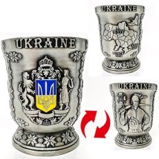 Чашки, келихи, чарки